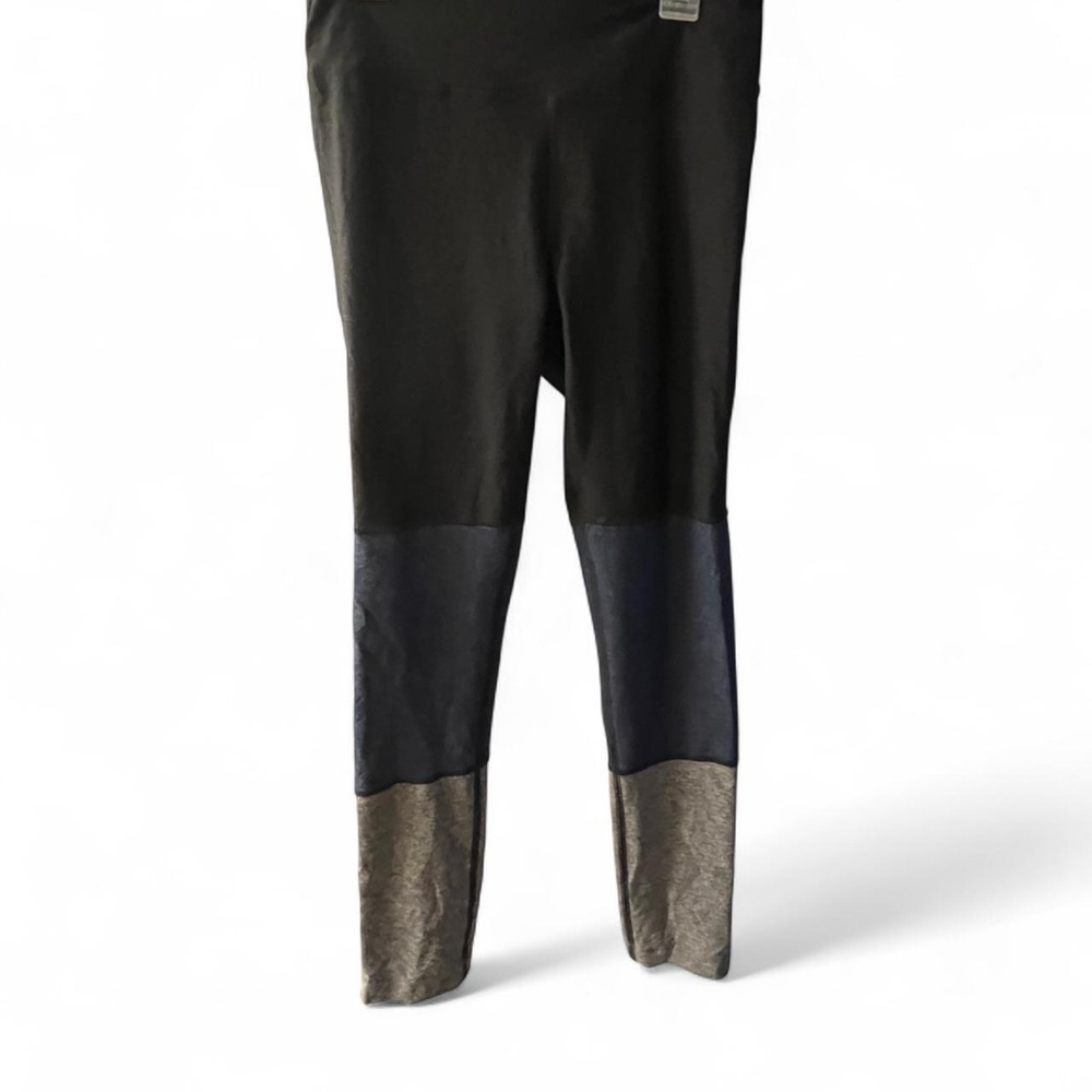 Outdoor Voices Women's Tri-Tone Leggings - Black, Navy, and Gray - Picture 2 of 5